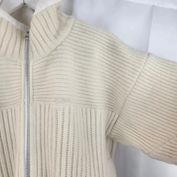 Sacai Off-white Paneled Jumper In 151 Off White size L(3) BNWT has stains - Picture 3 of 13